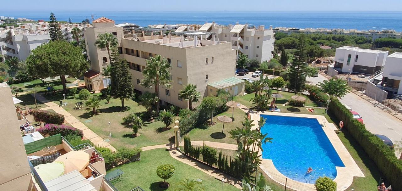 Apartmán Corner Sea View Penthouse With 95M² Terraces Marbella Exteriér fotografie